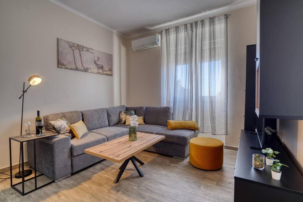 Cozy Modern Apartment Fiume Kültér fotó